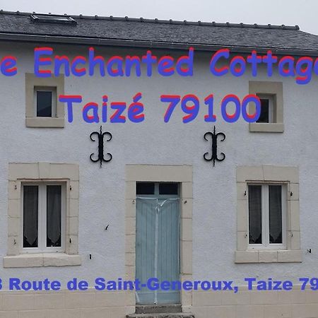 The Enchanted Cottage Taize Exterior photo